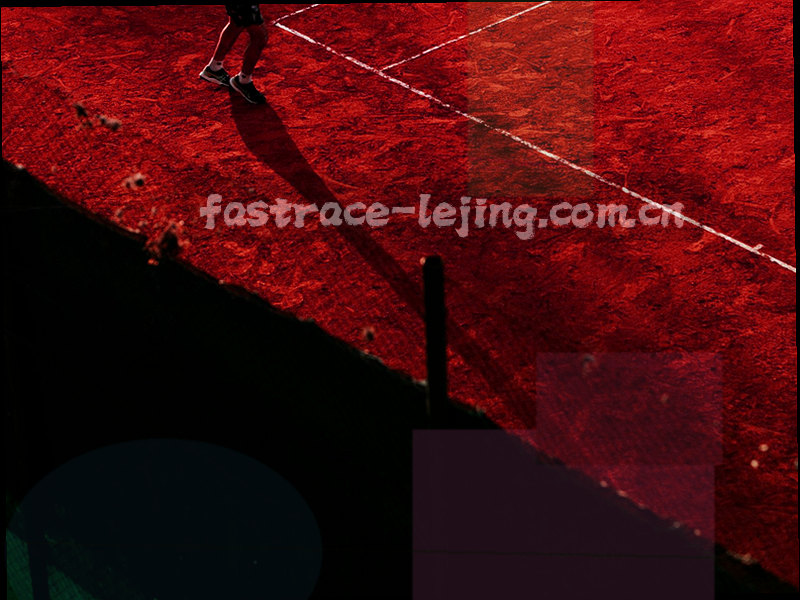 数据机房与代码数据流的抽象示意图，表现自研数据引擎的稳定承载能力